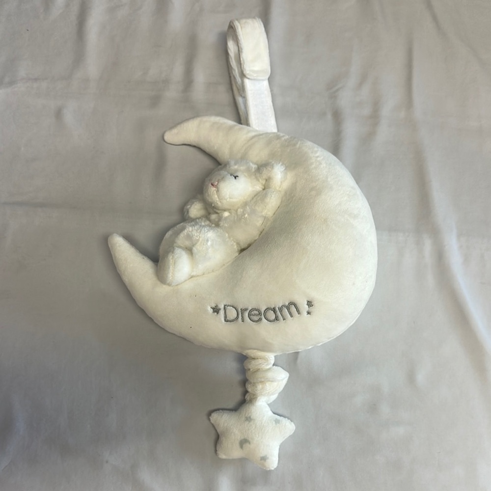 🐥 Gund - NWOT - White Plush Moon with Bear and Star nursery chime